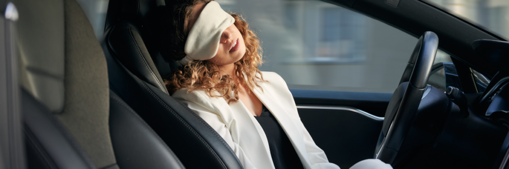 Hands-Free Driving: Navigating the Benefits and Drawbacks